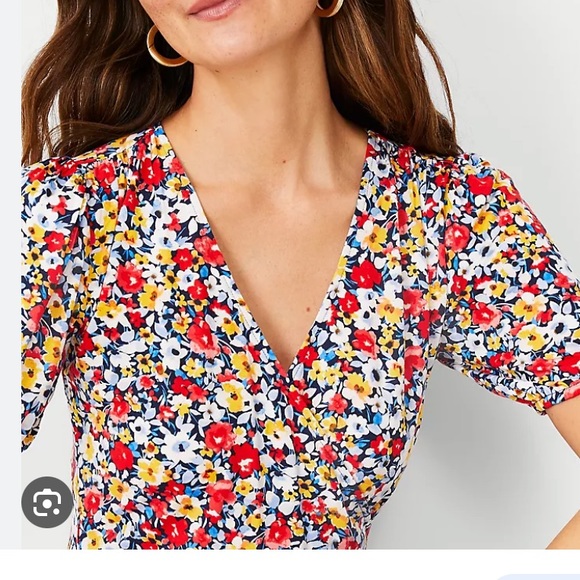 Ann Taylor faux wrap floral top - Picture 3 of 3